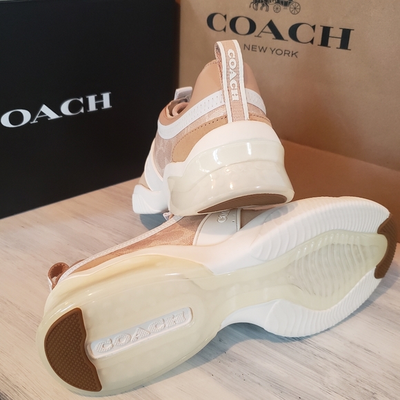 COACH Citysole Signature Runner - Picture 9 of 16